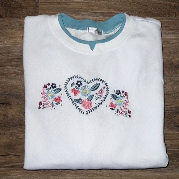 Hasting u0026 Smith | Sweaters | Hasting Smith Boscovs White Flowered Grandma  Crewneck Sweater Size 2x | Poshmark